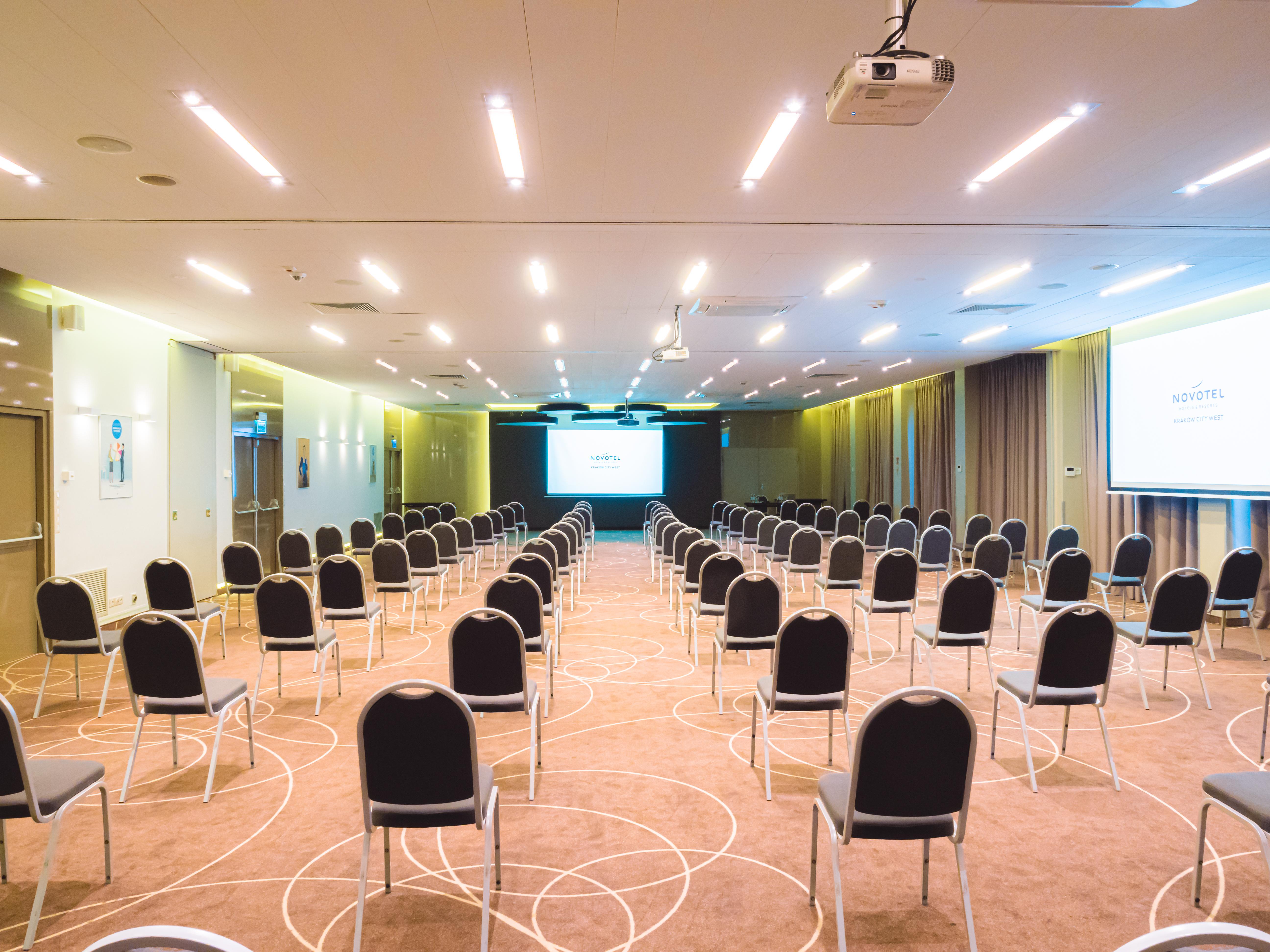 Novotel Krakow City West Esterno foto