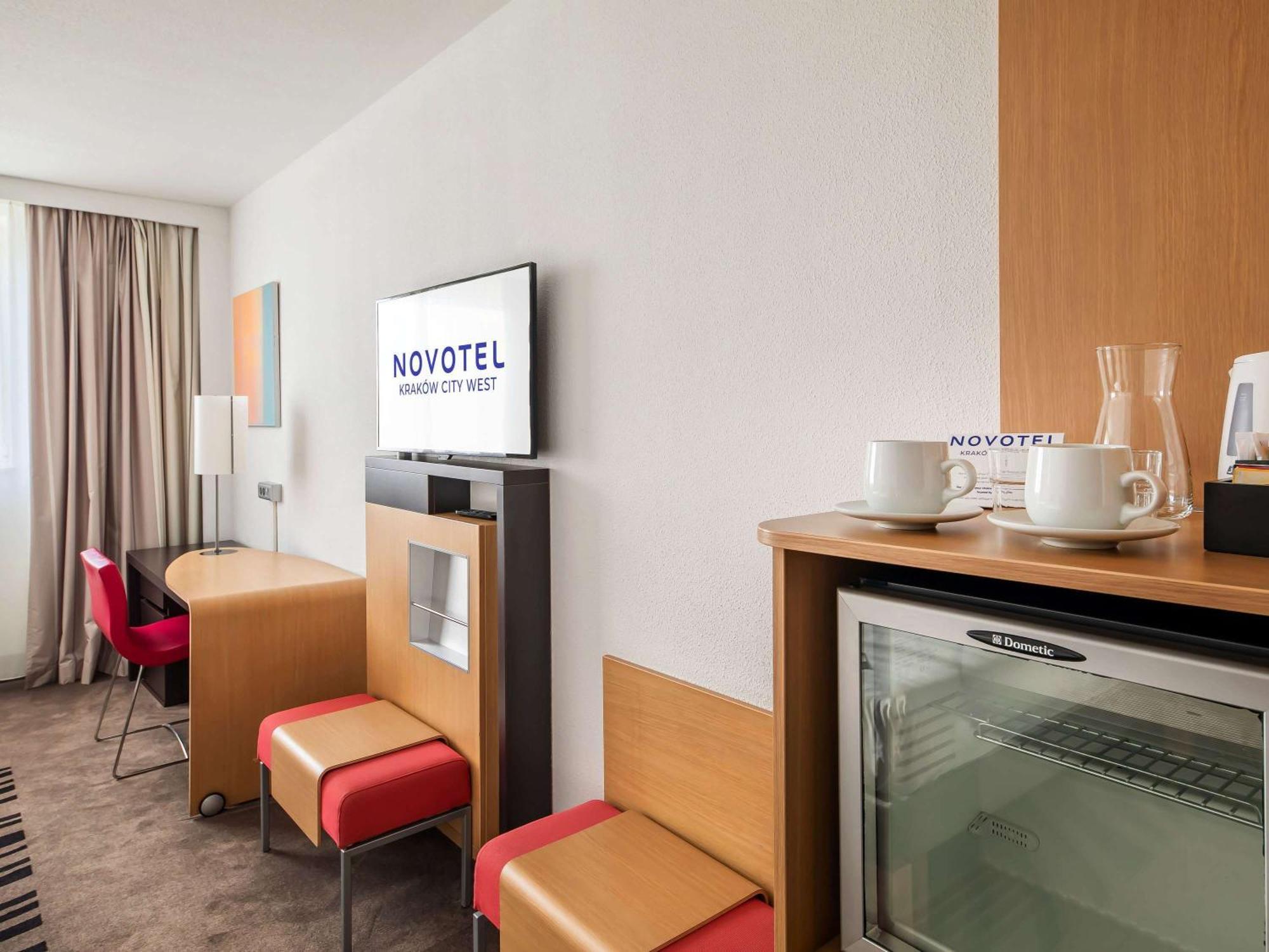 Novotel Krakow City West Esterno foto