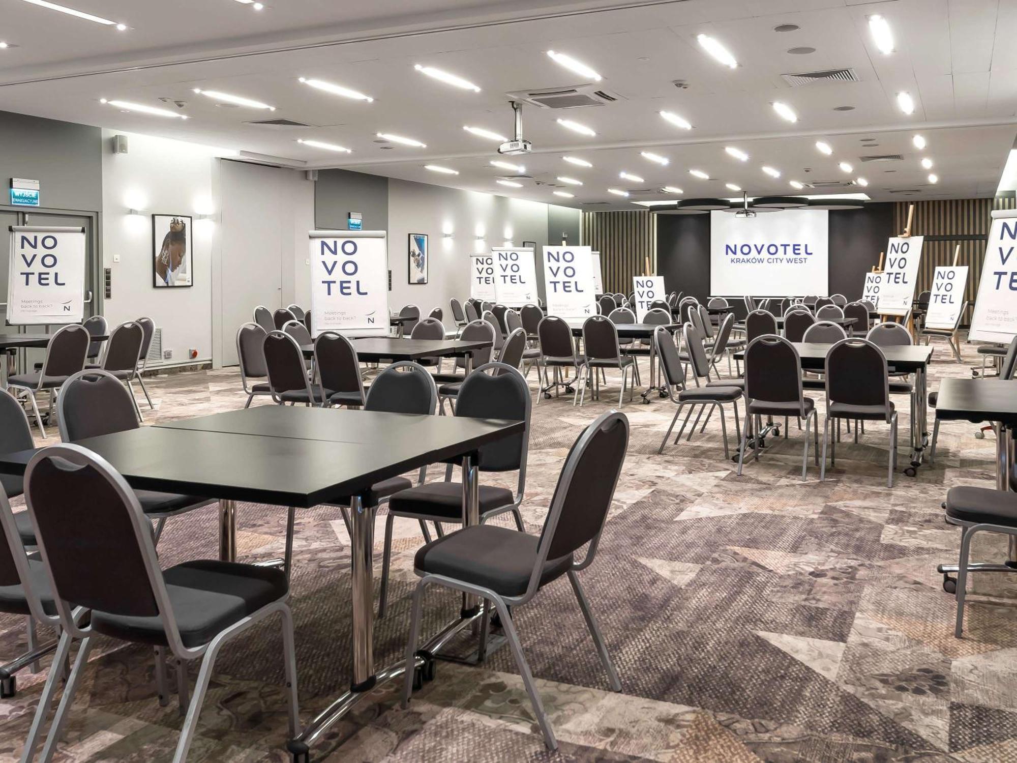 Novotel Krakow City West Esterno foto